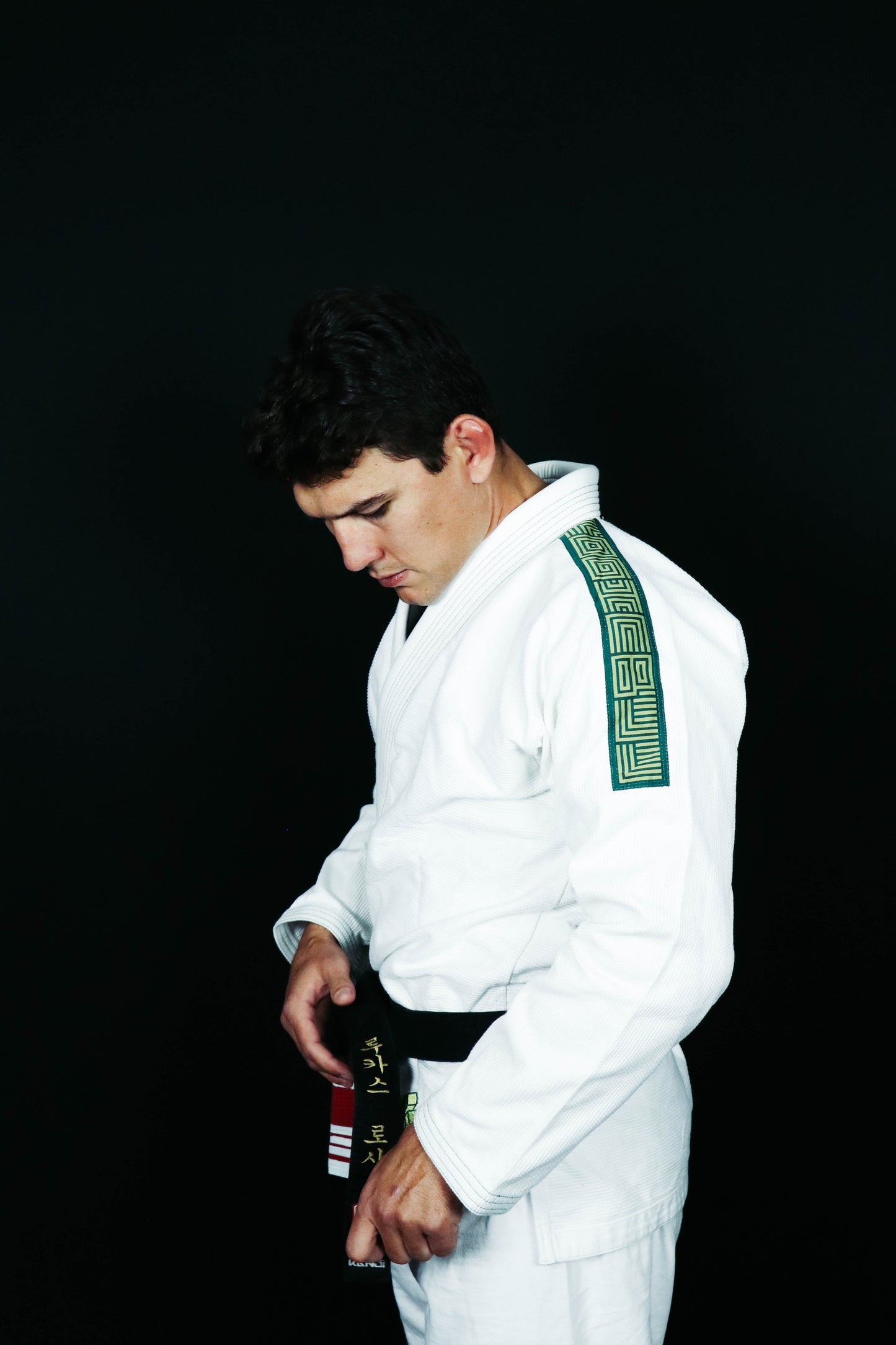 LIMITED PRE-ORDER: LOGIC JIU-JITSU x ALBINO PRETO (AP) GI